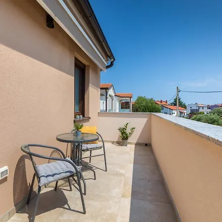 House Nada Hébergement de vacances Fažana