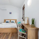 House Nada *