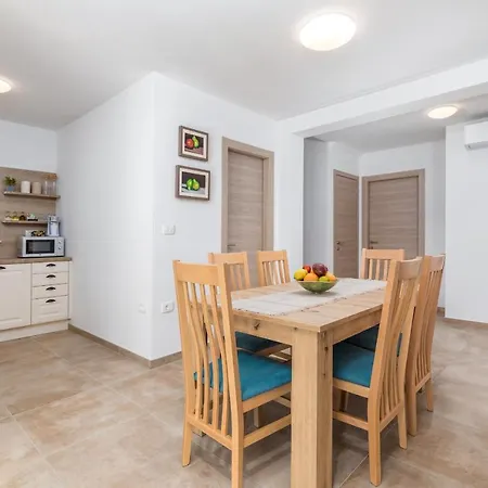 House Nada Holiday home Fazana