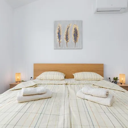 House Nada Holiday home *