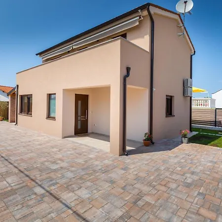 Holiday home House Nada *